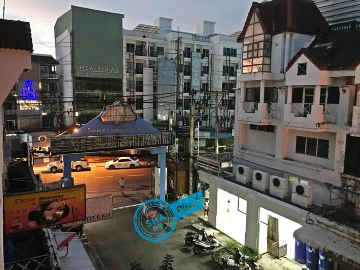 Le Tanjong House Patong Exterior foto
